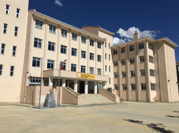 Yavuz Sultan Selim Fen Lisesi Fotoğrafı